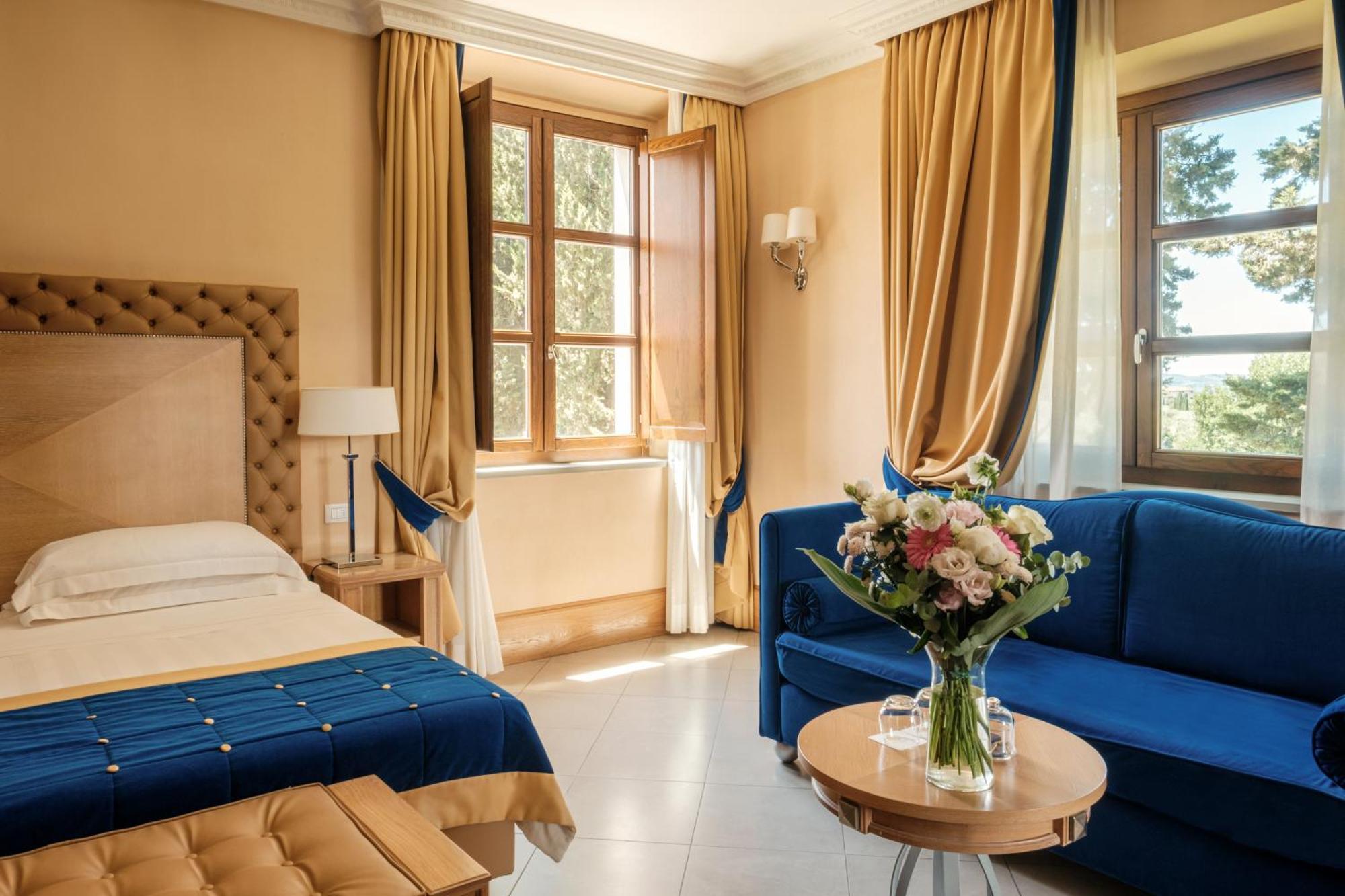 فندق ومنتجع فيلا تولومي فلورنس المظهر الخارجي الصورة A room at the hotel