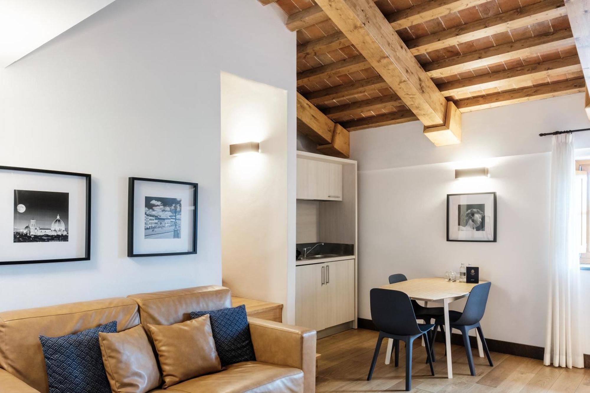 فندق ومنتجع فيلا تولومي فلورنس المظهر الخارجي الصورة A typical apartment at the Hotel